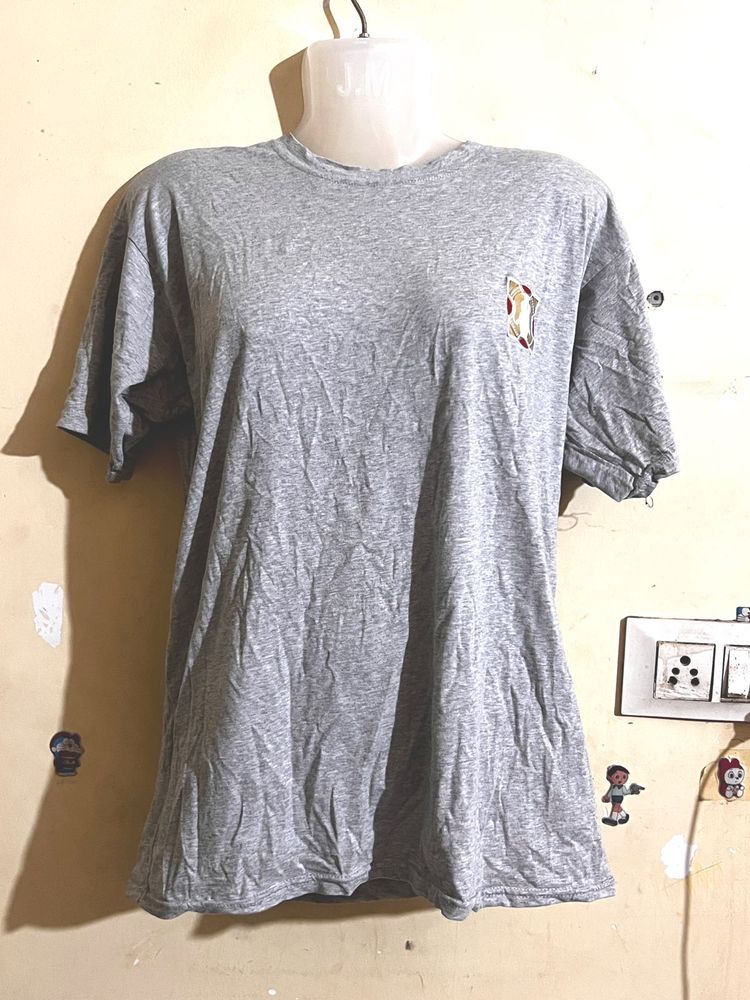 Gray T-shirt with logo