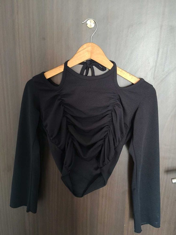 Chic Black Ruched Cold Shoulder Top