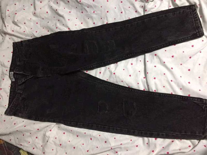 Black knee cut Denim Jeans