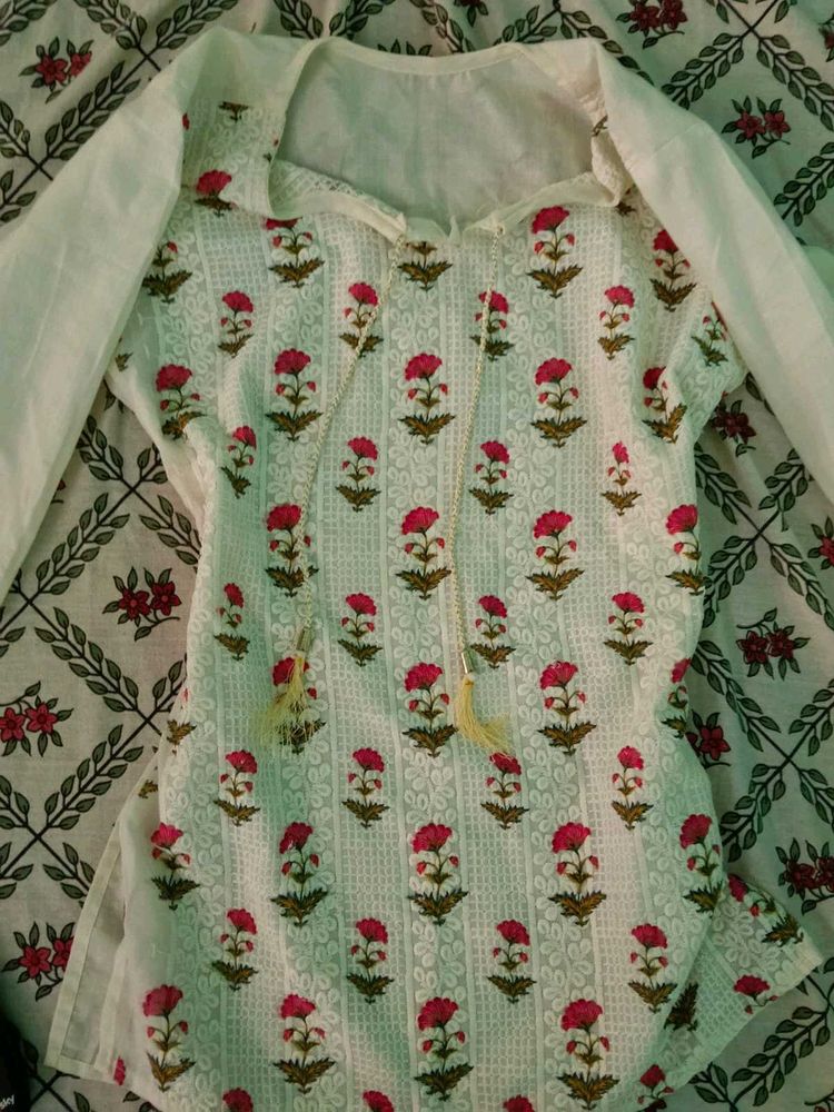 Women's White Floral Print Kurta