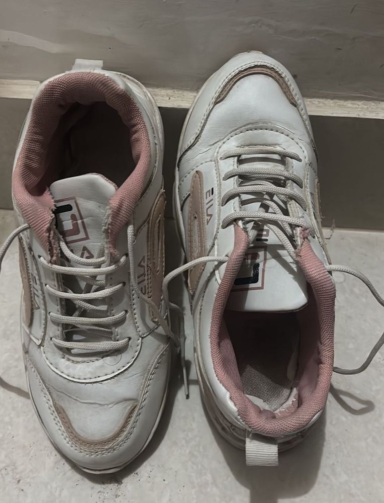 Fila Sneakers