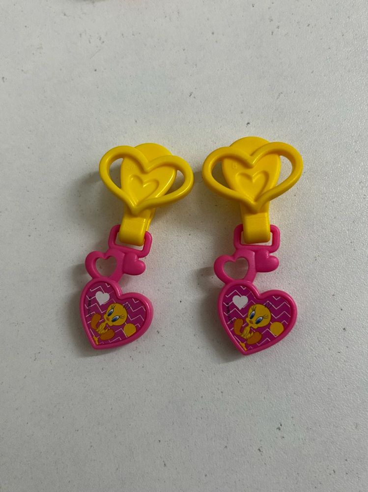 Looney tunes toy earrings