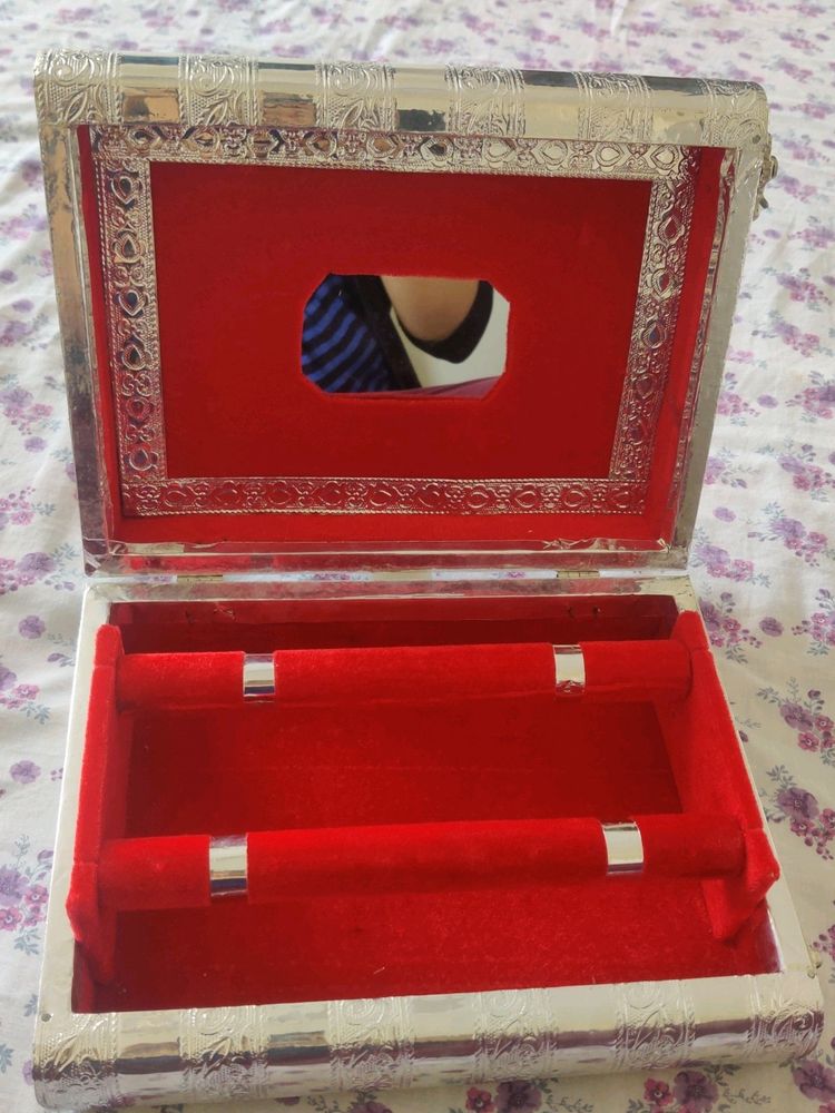 Bangle Box