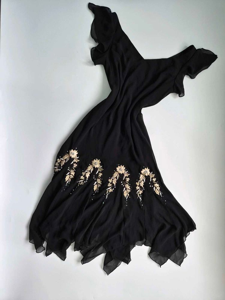 Y2K Black Embellished Dress with Floral details
