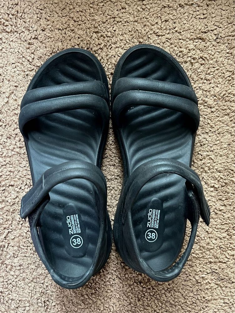 Stylish Black Comfort Sandals