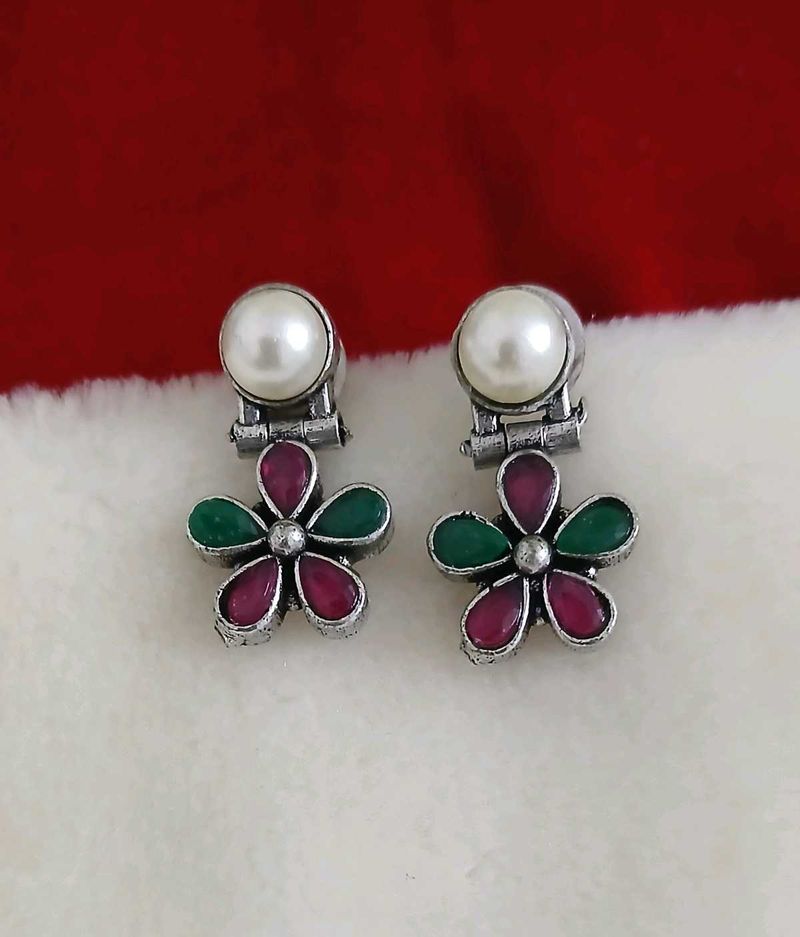 Floral Pearl Earrings