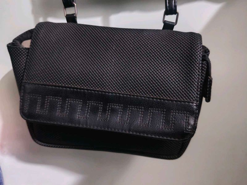 Stylish Black Crossbody Bag