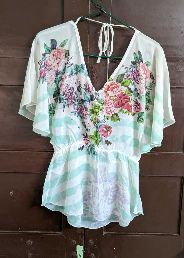 Flowy Floral Print Top