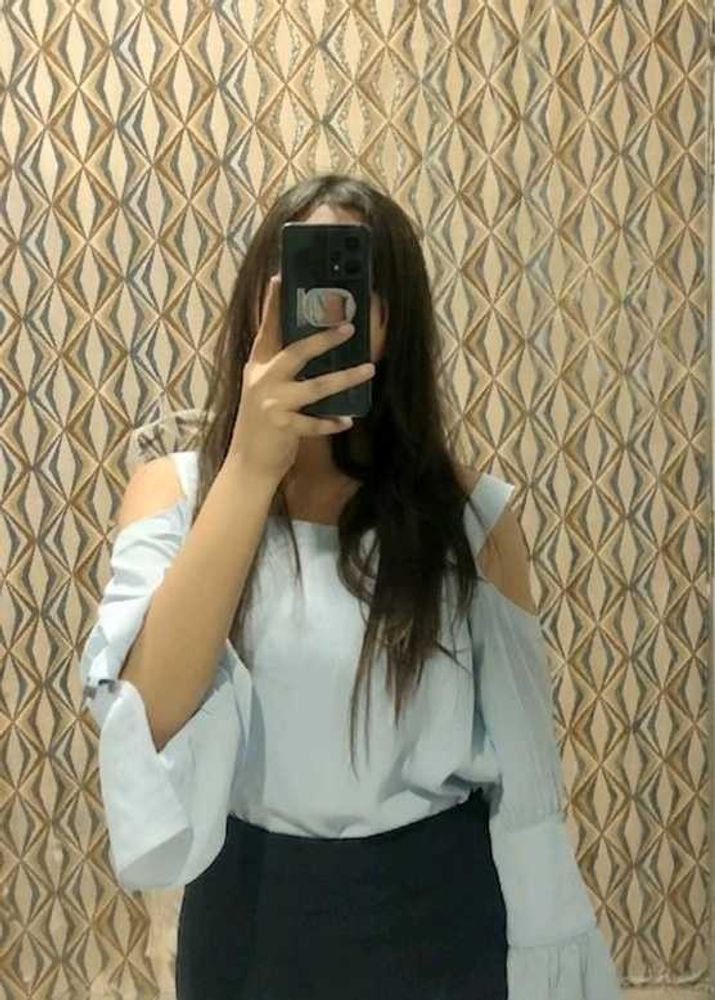 Stylish Cold Shoulder Bell Sleeve Top