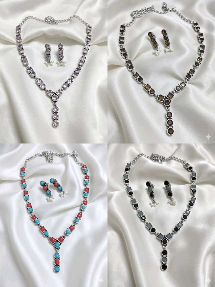 Elegant Necklace &amp; Earring Set.