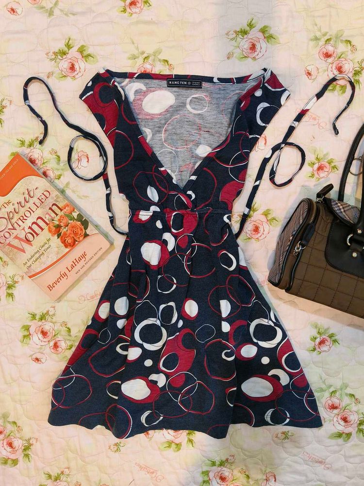 Stylish Navy &amp; Red Circle Print Wrap top