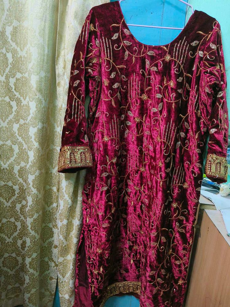 Maroon Velvet Kurta SET