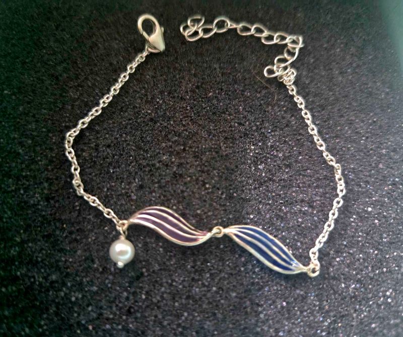 Caratlane Shaya Wave &amp; Pearl Bracelet
