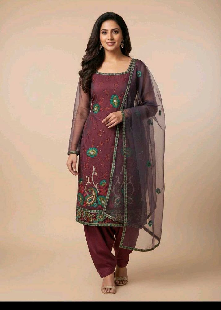 Elegant Embroidered Kurta Set