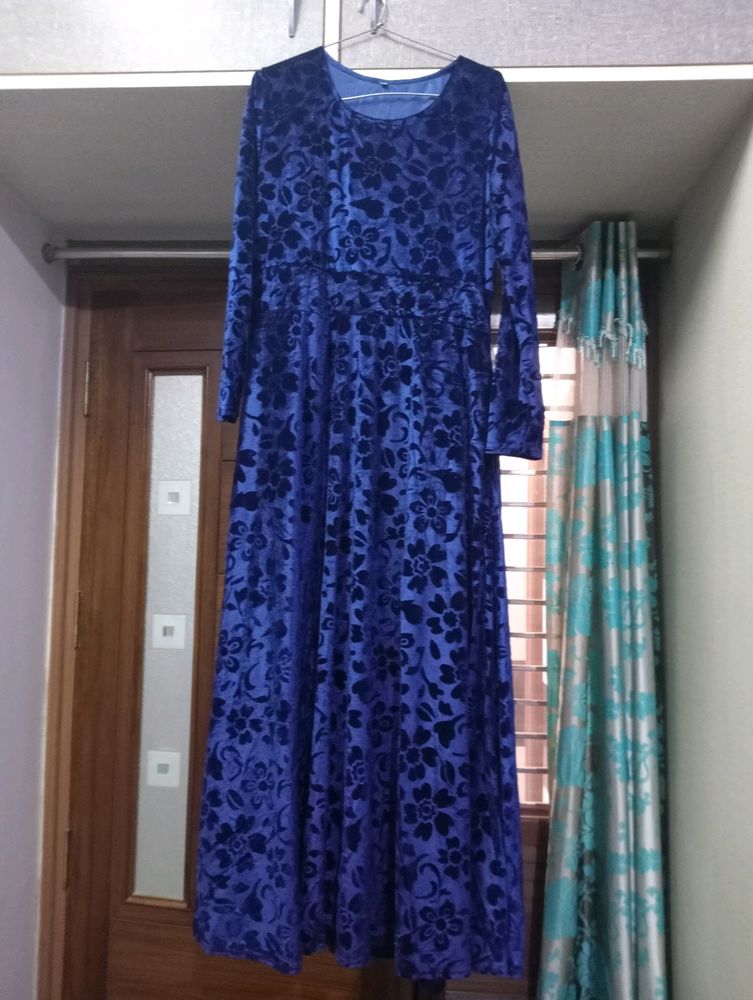 Price Reduces Grab Fast Velvet Gown ...It's Fix Pr