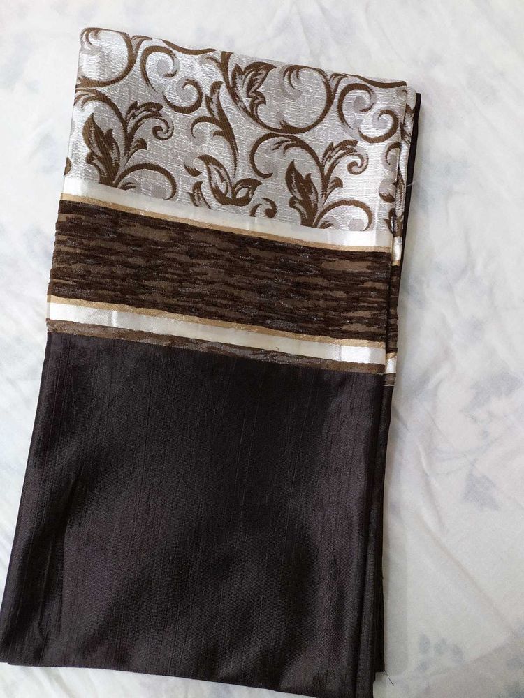 Elegant Jacquard Design Curtain (Pack of 2)