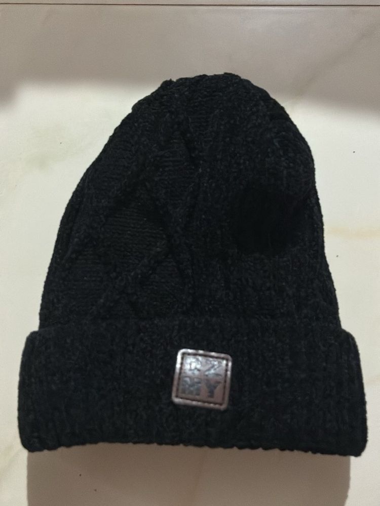Black Knit Beanie Hat