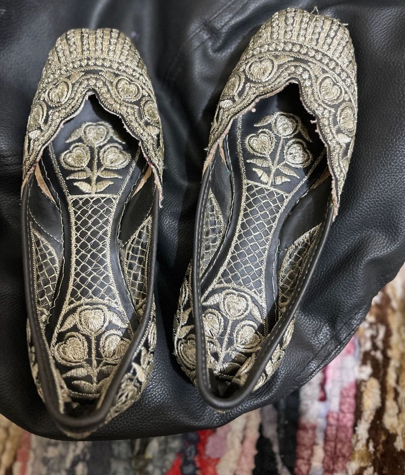 Embroidered Ethnic Slip-On Shoes
