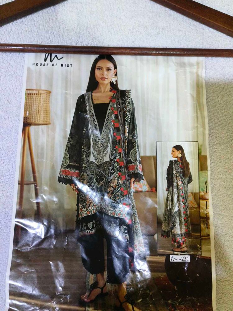 Printed Pure cotton Lawn Kurta set.