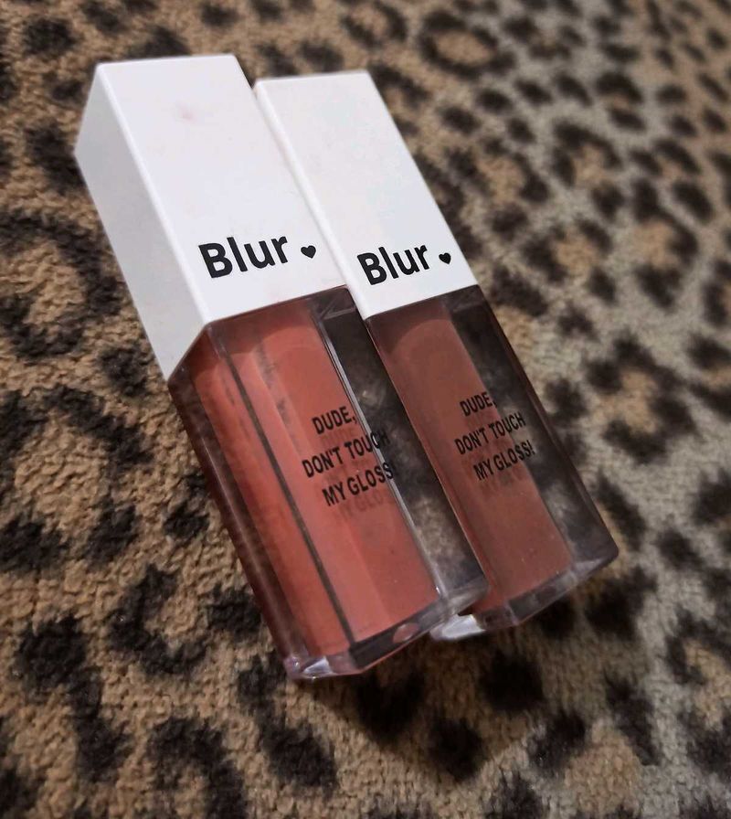 Blur lip gloss. (full version not mini)