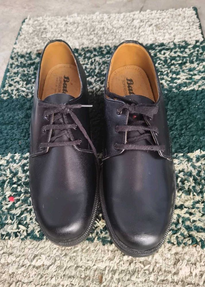 Black Formal Lace-Up Shoes – Classic &amp; Simple