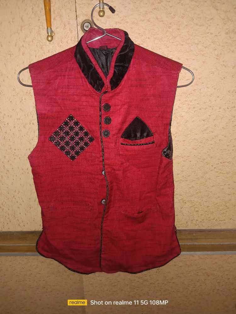 Red Nd Black Beautiful Modi Jacket For 8-10Years