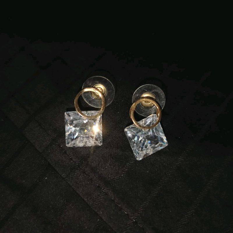 Golden Rhinestones Stud Earrings