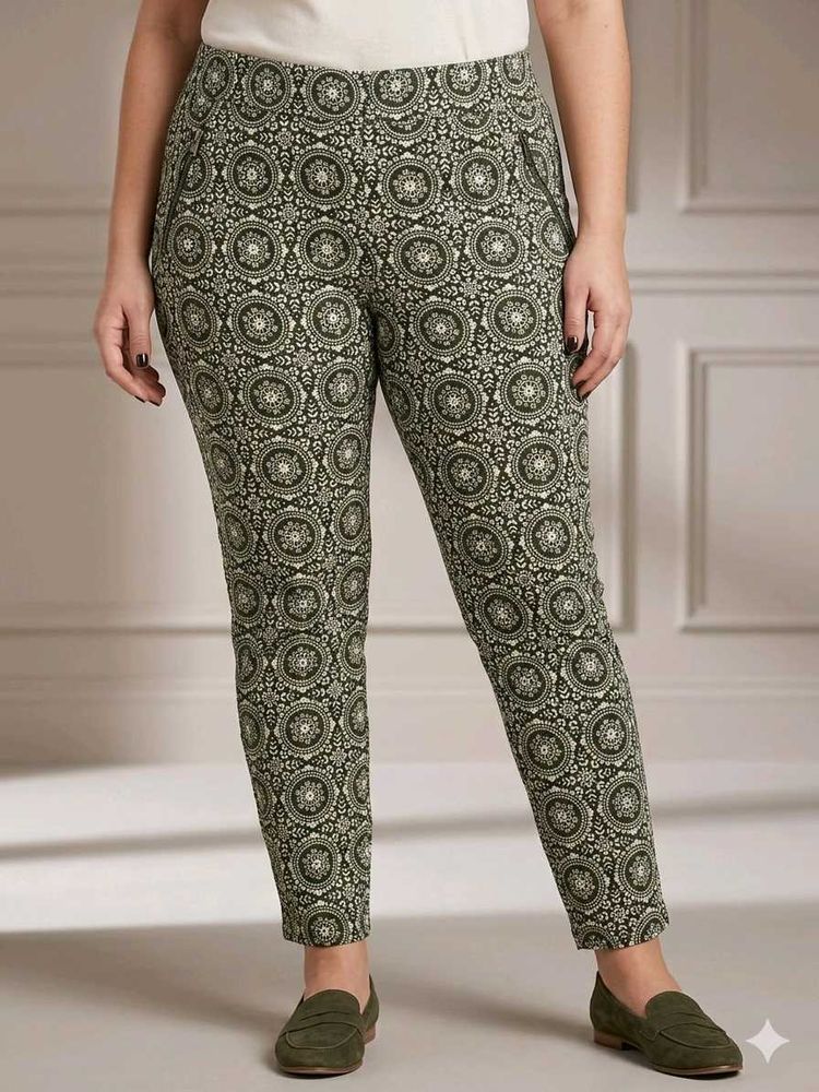 Tapered-fit trousers