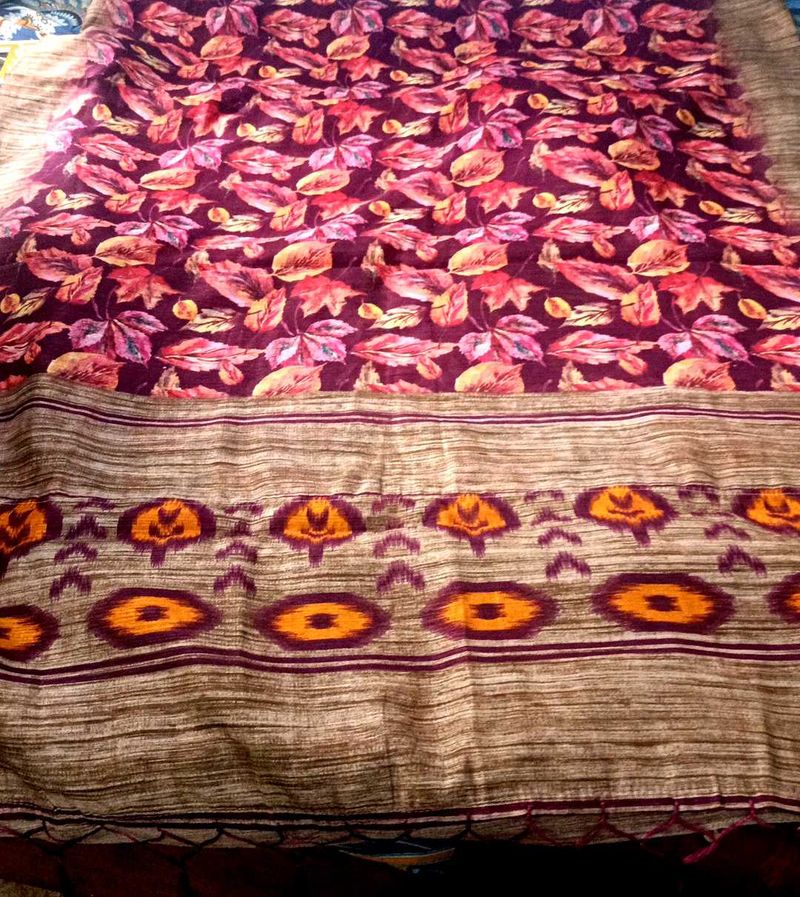free shipping Vibrant Floral Print Saree with Blou