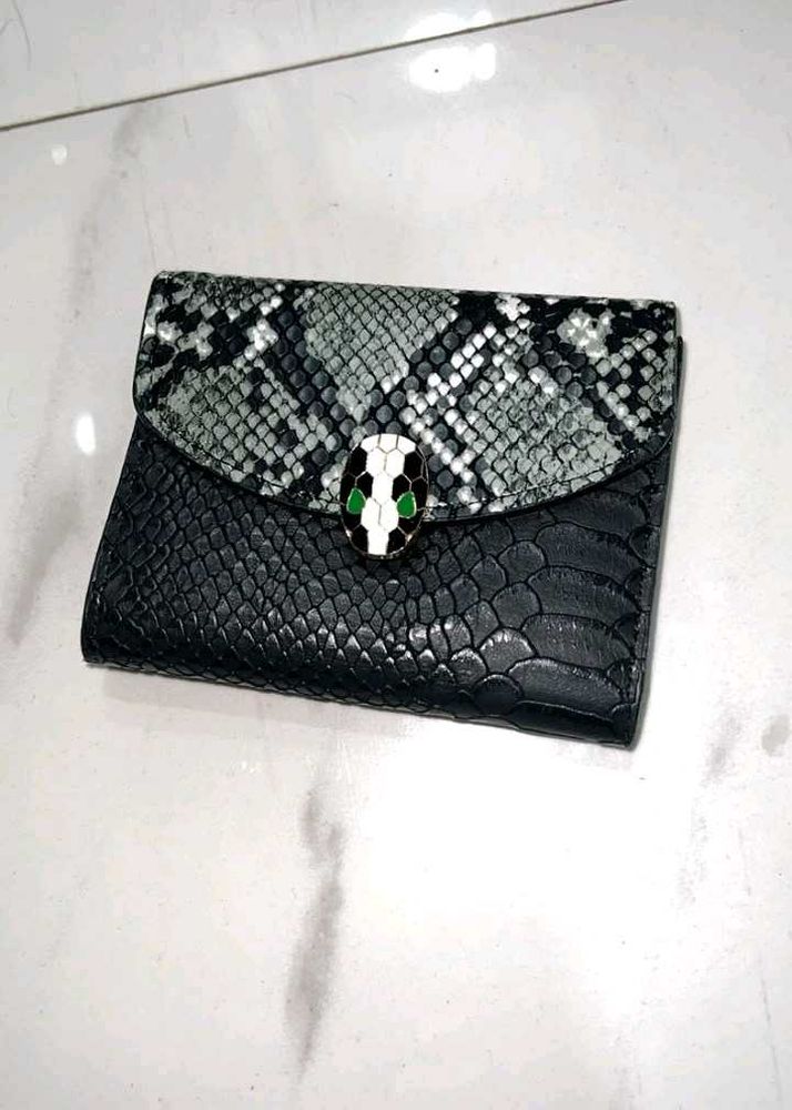 Stylish Snake Print Wallet ✨️