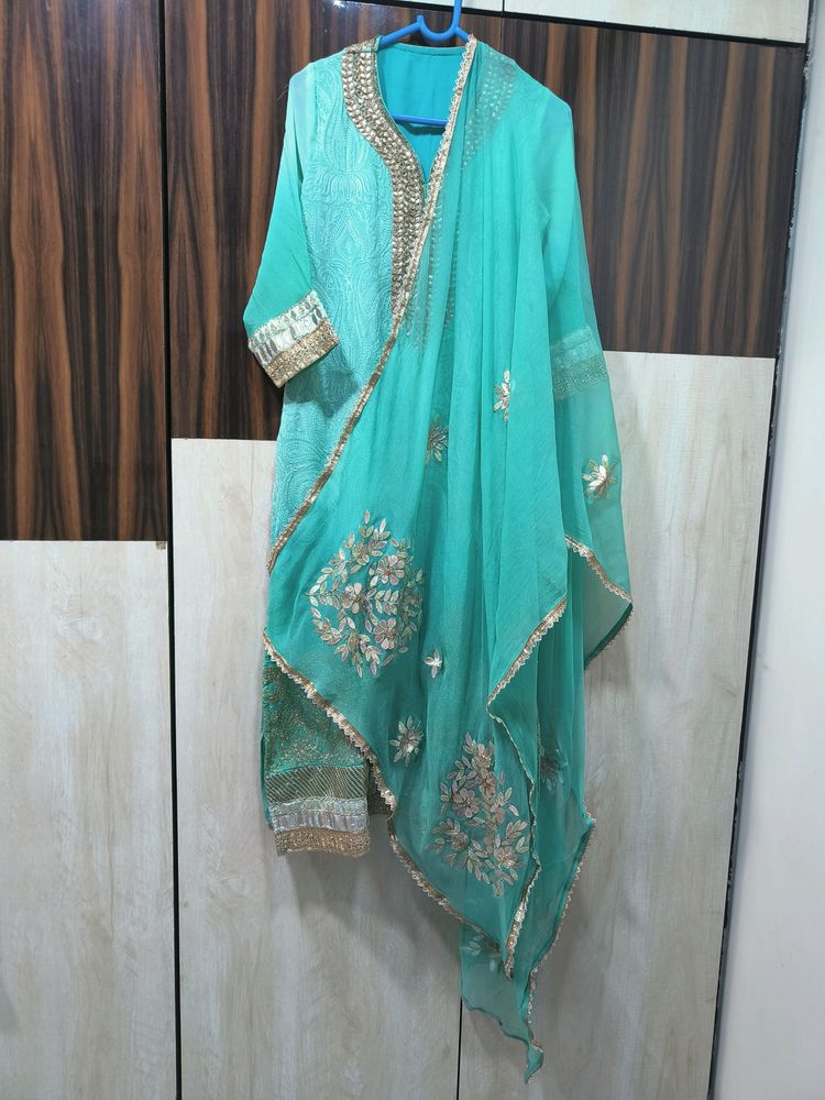Beautiful Kurta And Sharara Set In Ombre