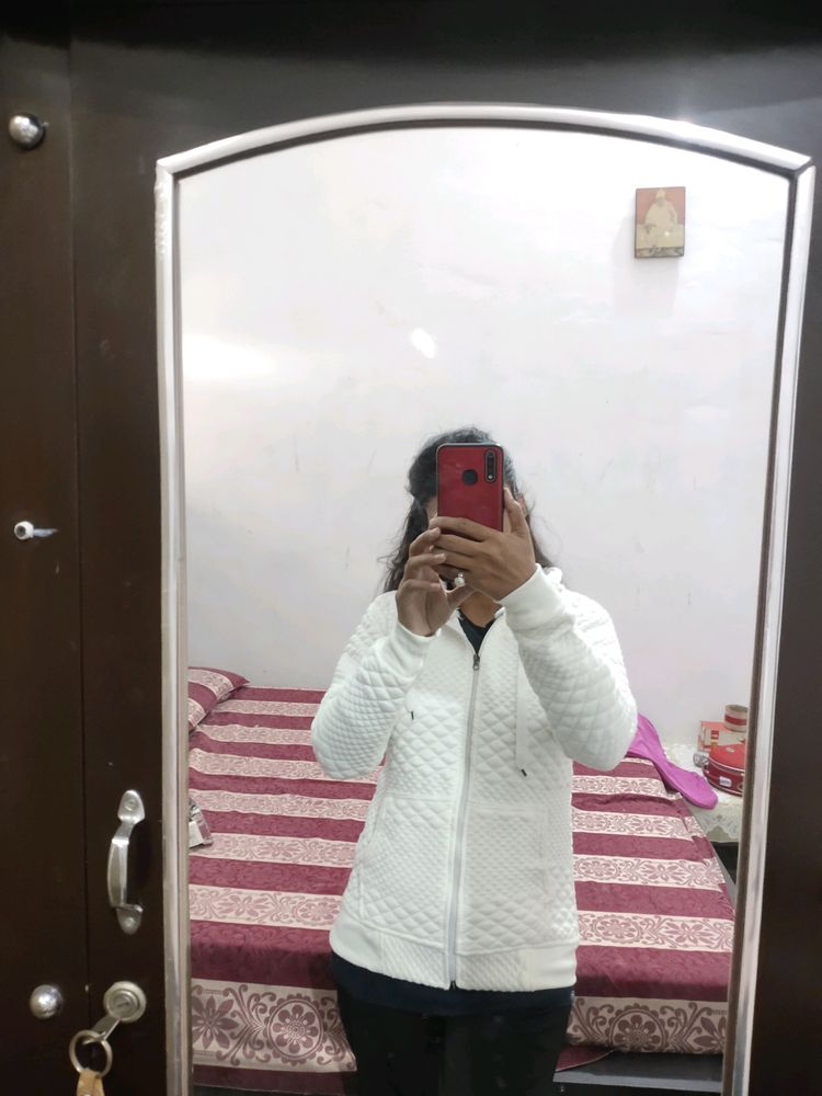 🎉 White Warm jacket 🥳