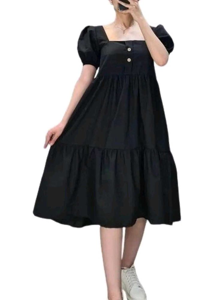 Chic Black Puff Sleeve Tiered Dress