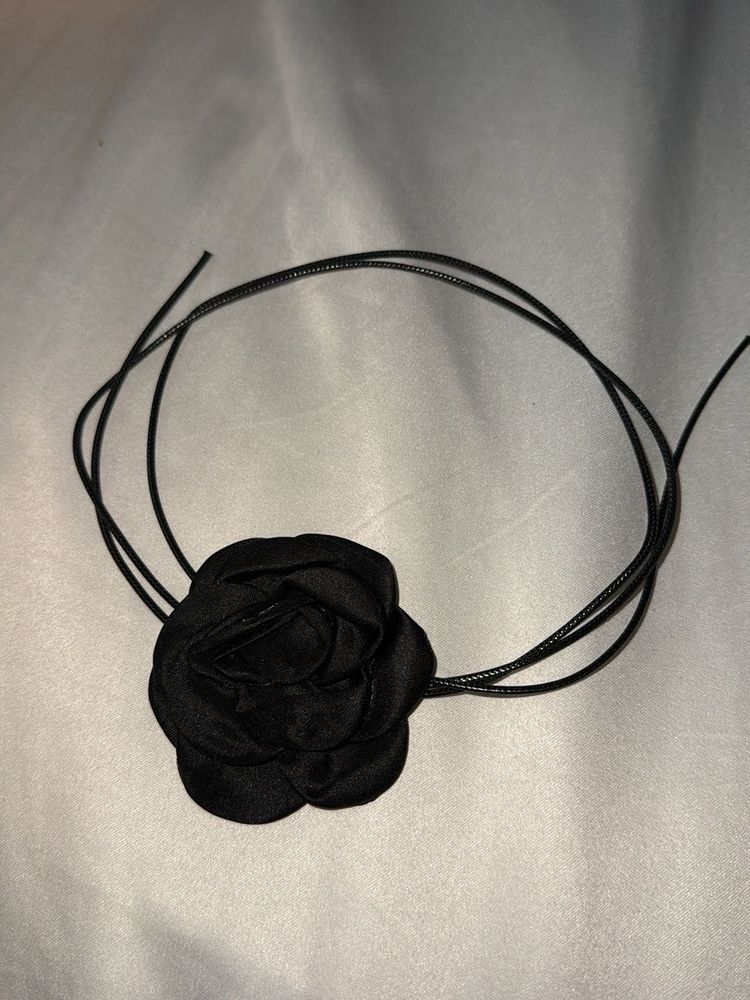 Black Rose choker necklace