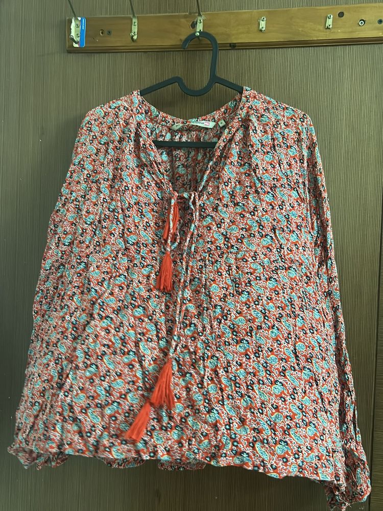 Floral Print Tassel Blouse