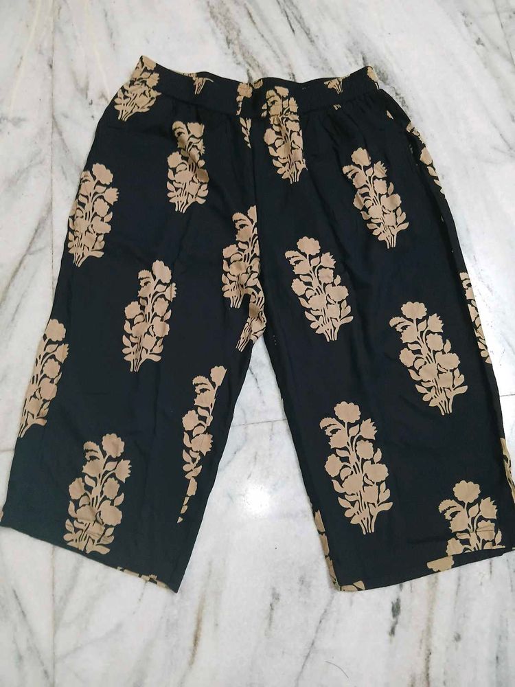 Stylish Black Printed Palazzos