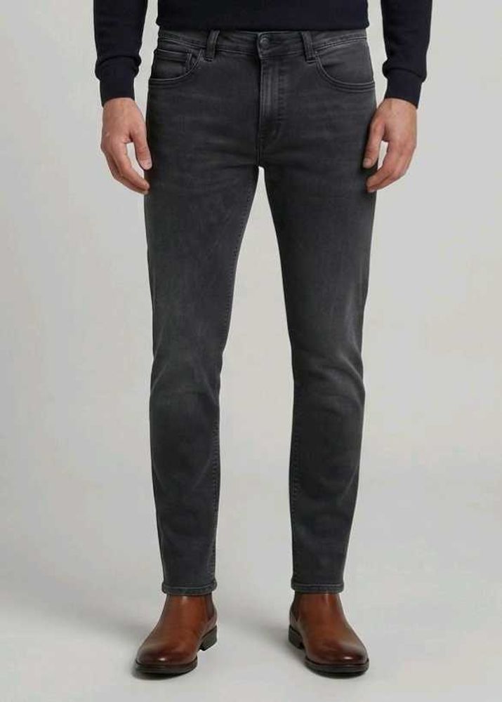 Men's Dark Wash straight Fit Jeans