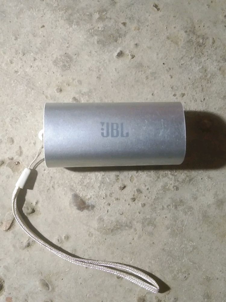 JBL buds