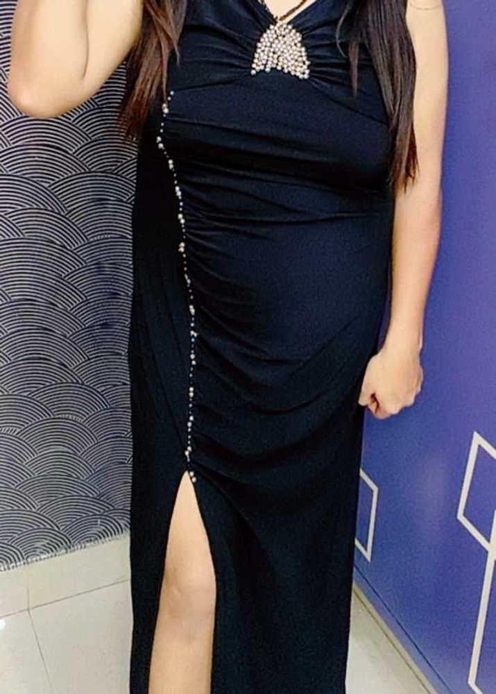 ❤️ Beautiful front slit dress❤️