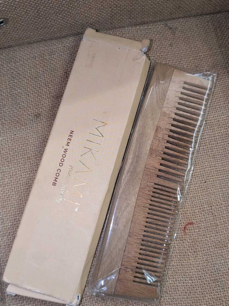 Mikami Neem Wood Comb