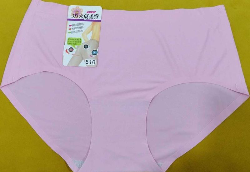 2017 -- 3D Seamless without elastic Panty