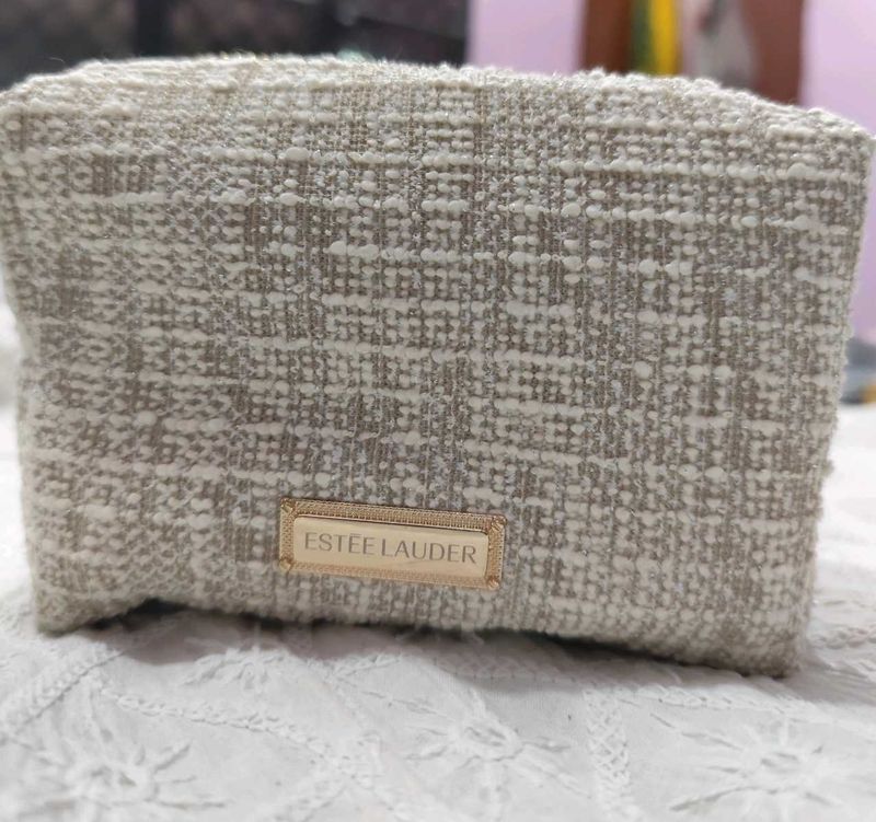 Estee lauder Chic Textured Pouch