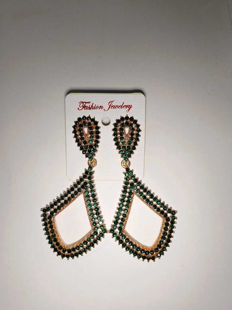 Sparkling Green Gemstone Dangle Earrings