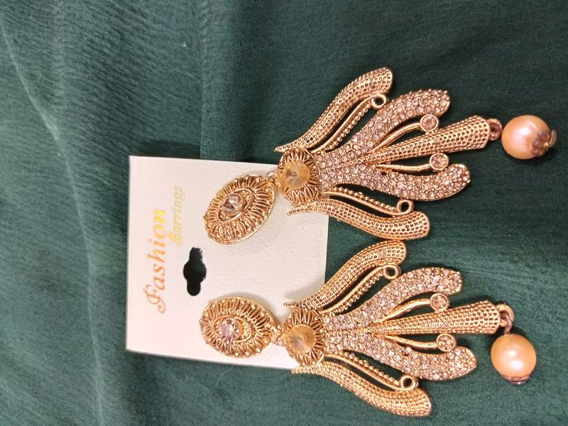 No Brand 3.5 Inch Golden Oxidised Earring Imgood C