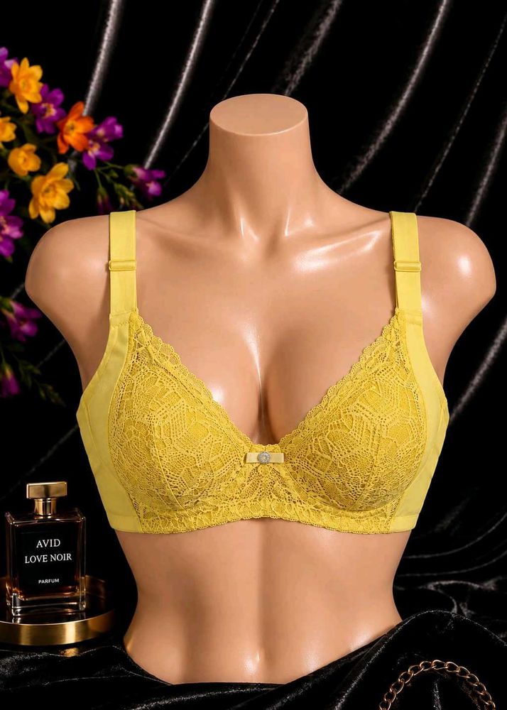 🇳🇿💫🎀Yellow Lace pushup paded Bra