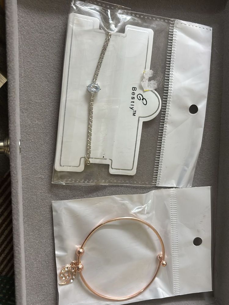Elegant Bracelets Set
