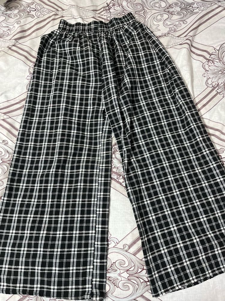 Checkered Wide Leg Pants