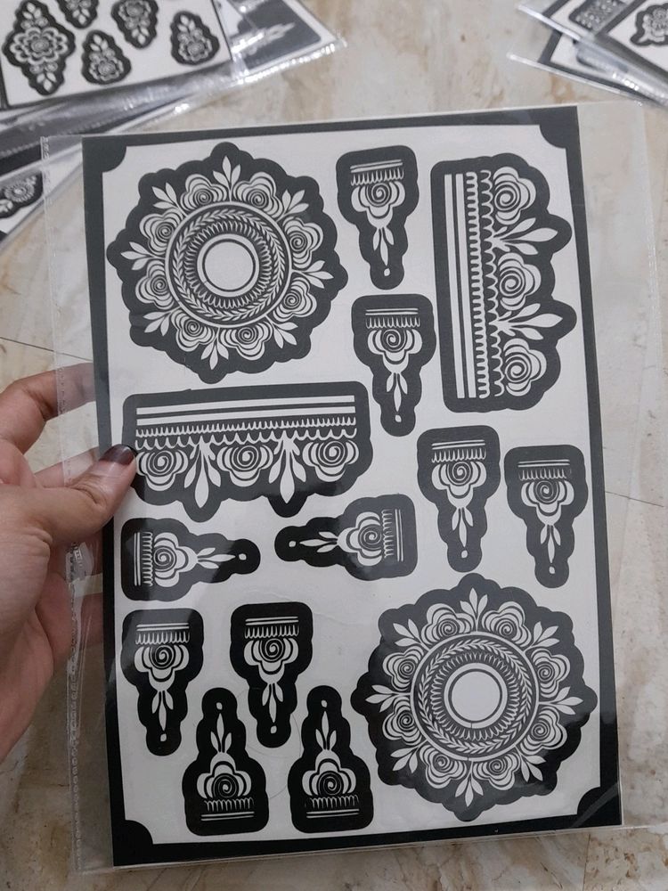 Large Stencil For Both Hand