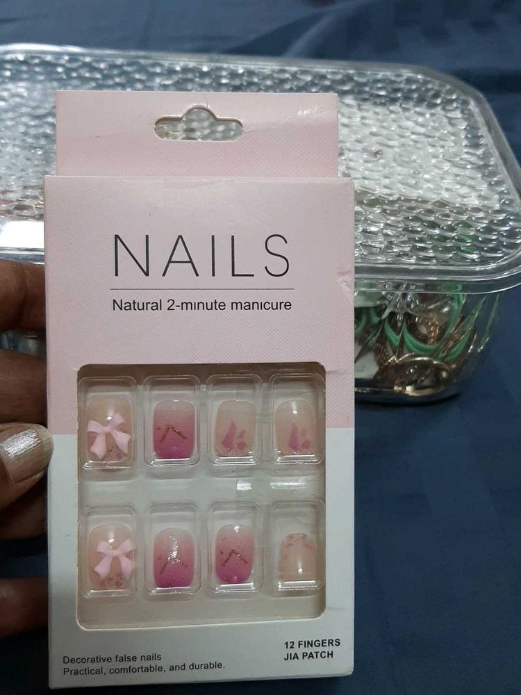 Press On Nails - Natural Manicure