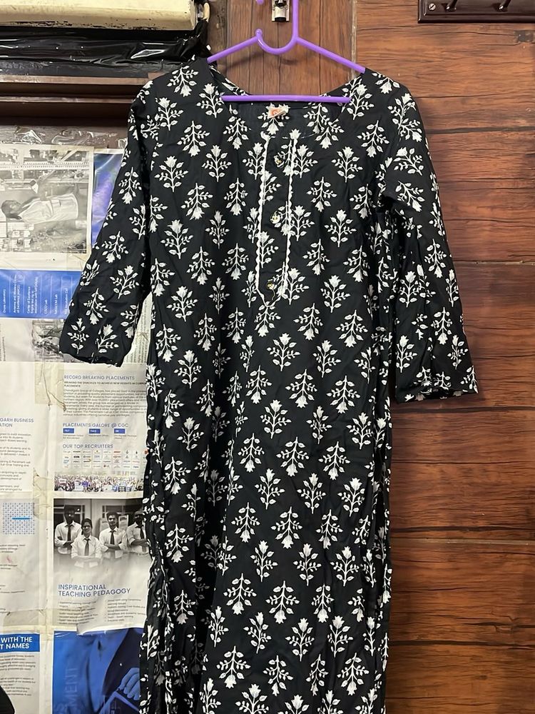 Black &amp; White Printed Kurta